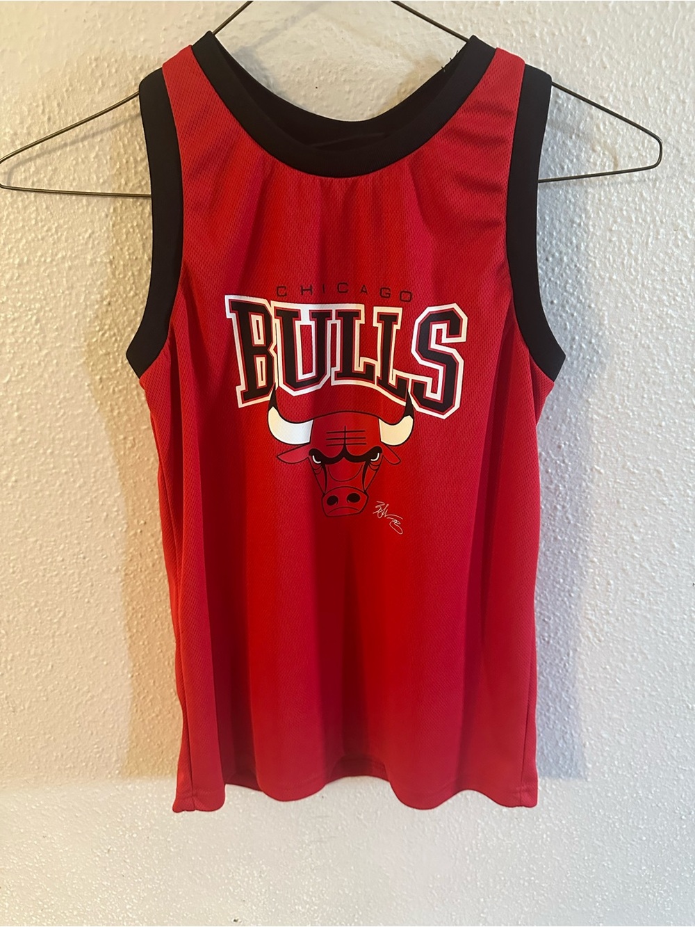 Boys Bulls Basketball Jersey Sz L 10/12